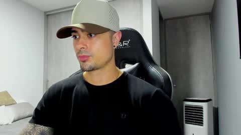 Snapshot of adam_clarke chatting on 03/10/25, 03:12 adam clarke online show from 03/10/25, 03:12