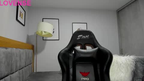 Snapshot of adam_clarke chatting on 09/17/25, 12:23 adam clarke online show from 09/17/25, 12:23