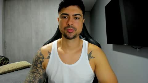 Snapshot of adam_clarke chatting on 11/15/25, 02:24 adam clarke online show from 11/15/25, 02:24