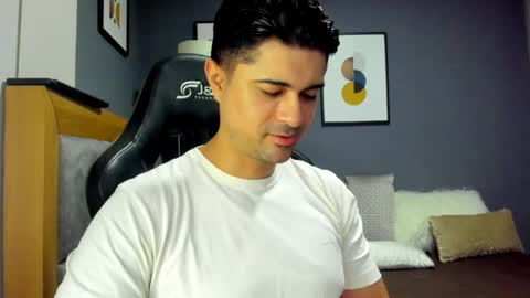 adam clarke online show from 04/23/26, 02:24