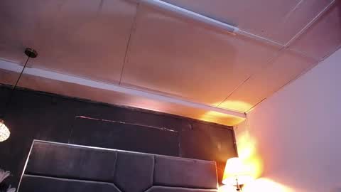 adam_fit19cm online show from 03/04/26, 02:56