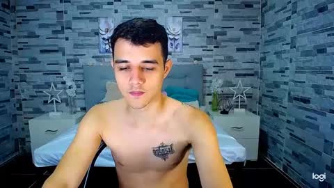 adam hot11 online show from 10/06/25, 07:44