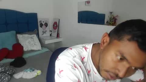 adam_morgan2 online show from 11/20/25, 03:07