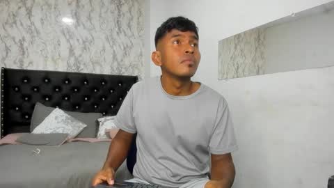 adam_morgan2 online show from 02/02/26, 06:12