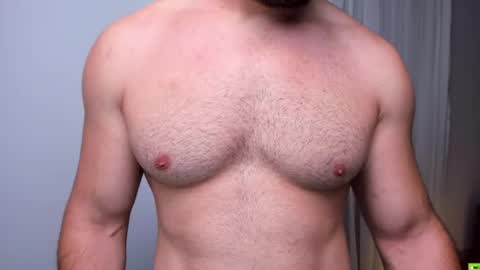 Snapshot of adam_muscle_ chatting on 06/10/26, 09:25 Adam online show from 06/10/26, 09:25
