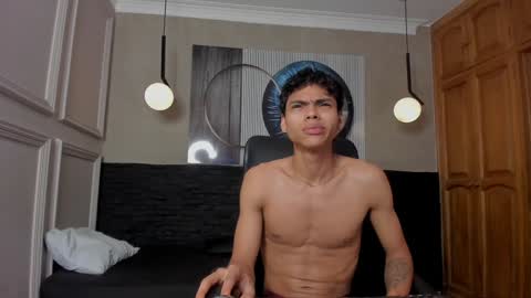 adam_piarse online show from 12/19/24, 07:07