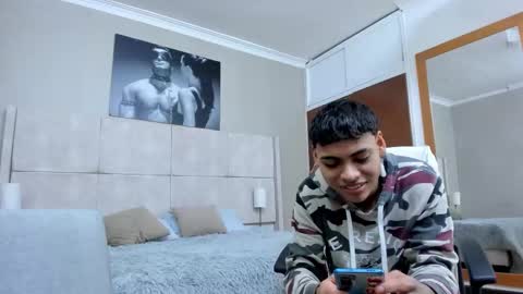 adam_piarse online show from 10/15/25, 08:53