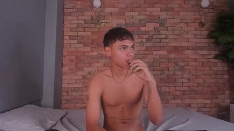 adam_piarse online show from 12/03/25, 09:24