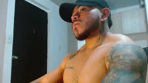 adam shilder7 online show from 04/22/26, 02:14