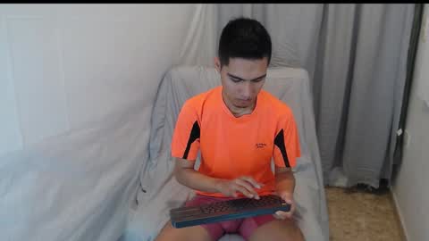 adam_sinclair online show from 12/03/25, 08:40