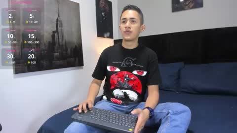 adam_walker_1 online show from 03/28/26, 02:05