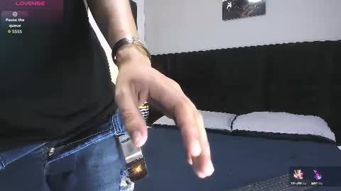 adam_walker_1 online show from 06/25/26, 03:16