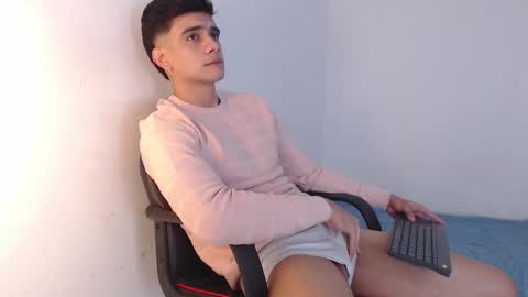 Hello guys excuse my absence I will be absent for several days for health reasons I hope you understand thank you very much. online show from 11/07/25, 09:42