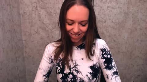 adamais_ online show from 02/21/25, 08:51