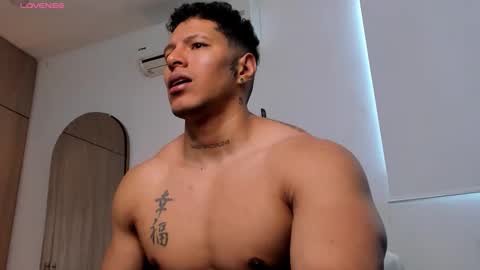 adambrocs1 online show from 09/28/25, 09:42