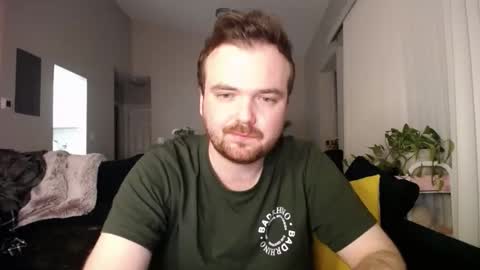 Snapshot of adamishere1 chatting on 02/25/26, 01:15 Britishadam online show from 02/25/26, 01:15