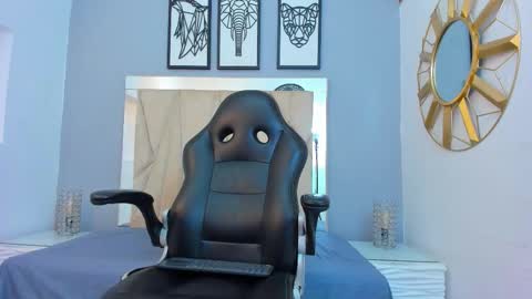 Adams Bobby online show from 11/17/25, 11:27