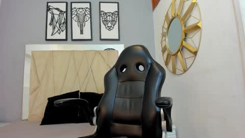 Adams Bobby online show from 12/19/25, 11:28