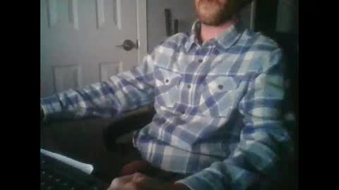 Snapshot of adamsjason20 chatting on 12/25/24, 05:16 adamsjason20 online show from 12/25/24, 05:16