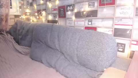 Victoria online show from 12/13/24, 12:20