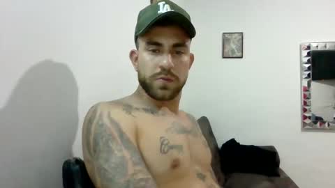 adan_carter online show from 11/08/25, 02:23