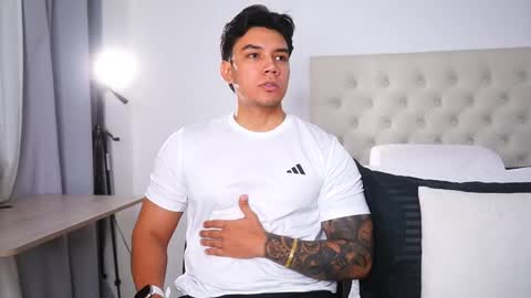 Adan Johns online show from 02/11/25, 02:14