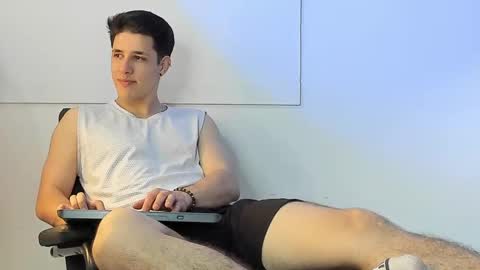 Snapshot of adan_rivas chatting on 03/07/25, 12:26 adan online show from 03/07/25, 12:26