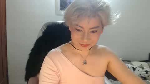 adan_romanoff online show from 10/25/25, 05:48