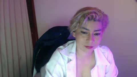 Snapshot of adan_romanoff chatting on 01/08/26, 09:00 adan_romanoff online show from 01/08/26, 09:00