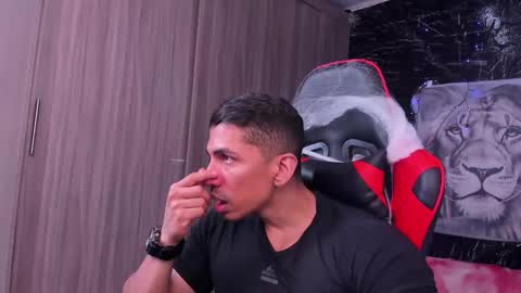 Adan Sin online show from 10/22/25, 04:07