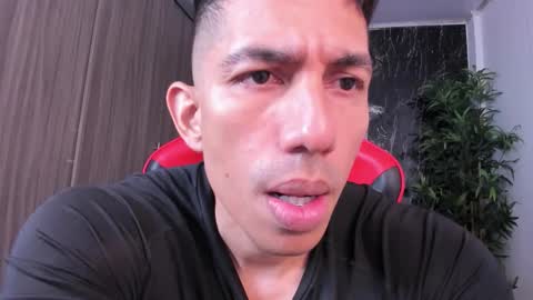 Adan Sin online show from 04/19/26, 02:16