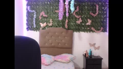 Snapshot of adara_cute_69 chatting on 05/27/26, 07:44 Adara online show from 05/27/26, 07:44