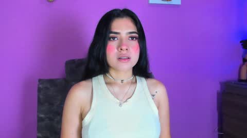 Snapshot of adara_johnson_ chatting on 01/04/25, 11:33 Adara Johnson online show from 01/04/25, 11:33