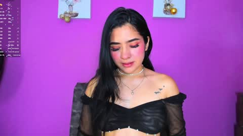 Snapshot of adara_johnson_ chatting on 01/16/25, 11:37 Adara Johnson online show from 01/16/25, 11:37