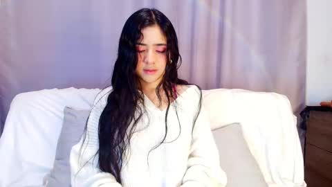 Snapshot of adara_johnson_ chatting on 10/15/25, 11:43 Adara Johnson online show from 10/15/25, 11:43