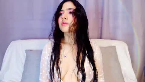  Adara Johnson  online show from 10/22/25, 11:54