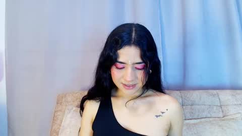  Adara Johnson  online show from 11/16/25, 12:22