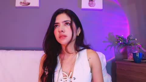  Adara Johnson  online show from 04/05/26, 11:40