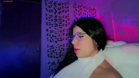 Adara online show from 11/09/25, 11:03