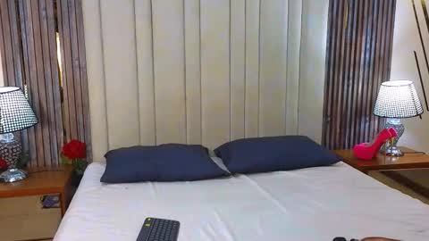 adarasmiith online show from 12/16/25, 12:54