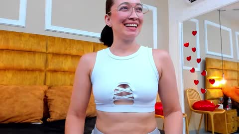 Snapshot of adarussell chatting on 02/24/25, 04:15 Adda online show from 02/24/25, 04:15