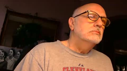 Snapshot of add_me_2 chatting on 05/19/26, 01:39 add_me_2 online show from 05/19/26, 01:39