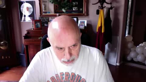 Snapshot of add_me_2 chatting on 05/30/26, 07:11 add_me_2 online show from 05/30/26, 07:11