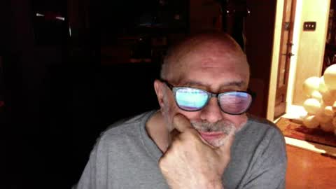 Snapshot of add_me_2 chatting on 06/11/26, 03:48 add_me_2 online show from 06/11/26, 03:48