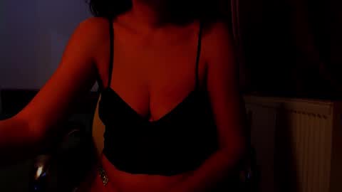 amy        online show from 12/02/24, 12:30