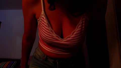 amy        online show from 09/14/25, 09:03