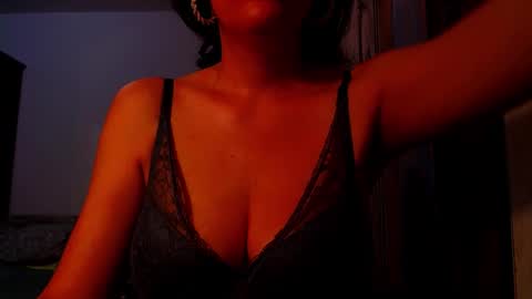 amy        online show from 10/02/25, 08:49