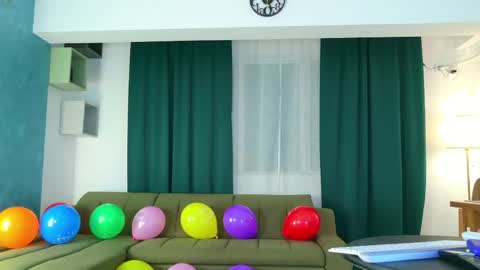 Tori online show from 03/06/26, 10:17