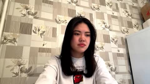 Mary online show from 09/10/25, 04:23