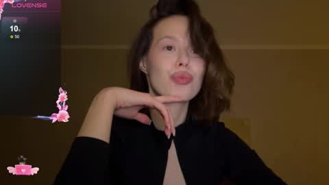 Adele online show from 03/19/26, 10:03